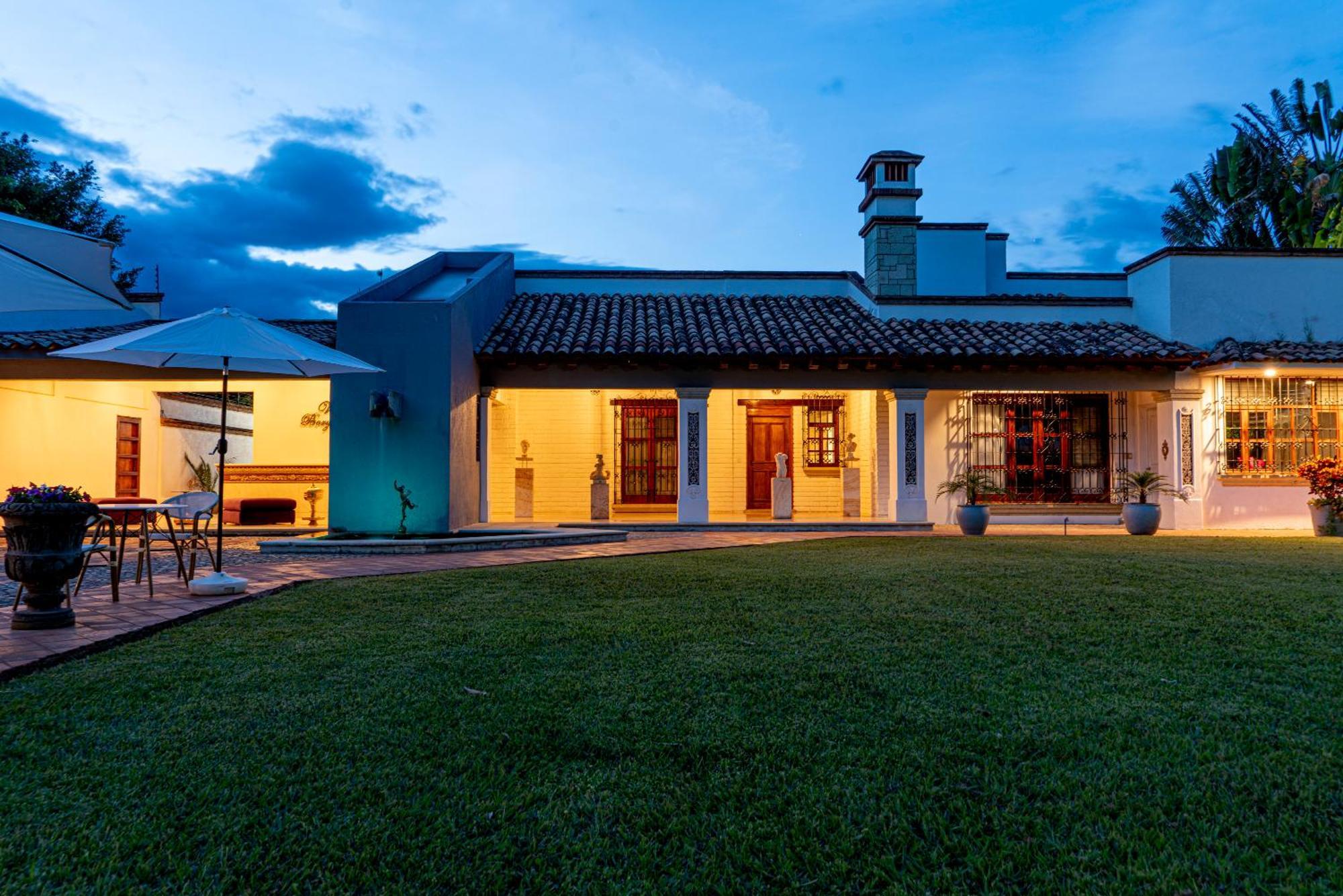 Villa Borghese Hotel Boutique - Adults Only Oaxaca Exterior photo